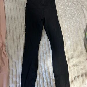 Black lululemon leggings